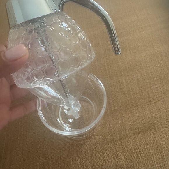 Silver‎ and Clear Honey Dispenser - Picture 4 of 7